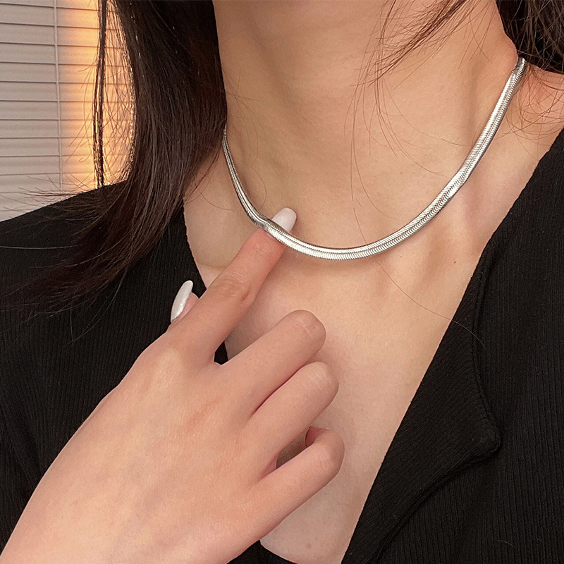 Stainless steel necklace for both men and women