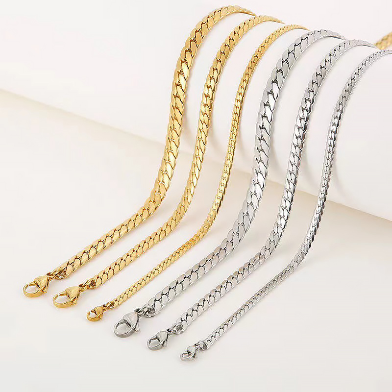 Serpentine style stainless steel necklace